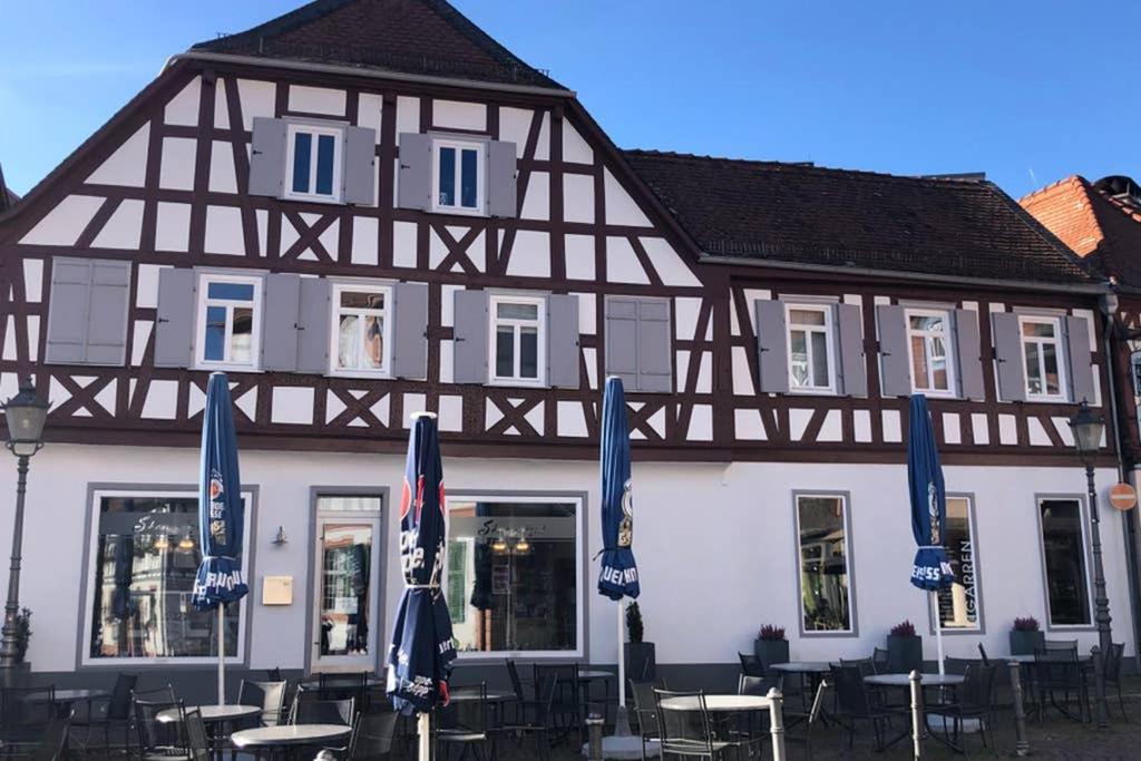 Platzhirsch Seligenstadt - Im Herzen Der Altstadt Екстериор снимка